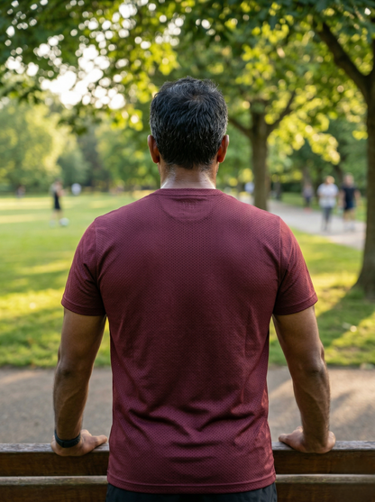 Burgendy Mesh Stretch Sports T‑Shirt – BeBold