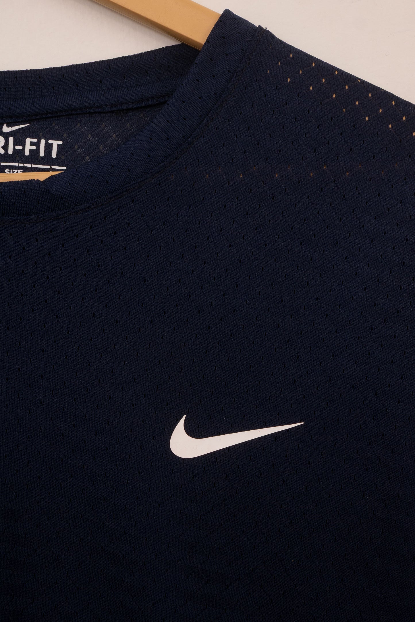 Blue Mesh Strech Sports T‑Shirt – BeBold