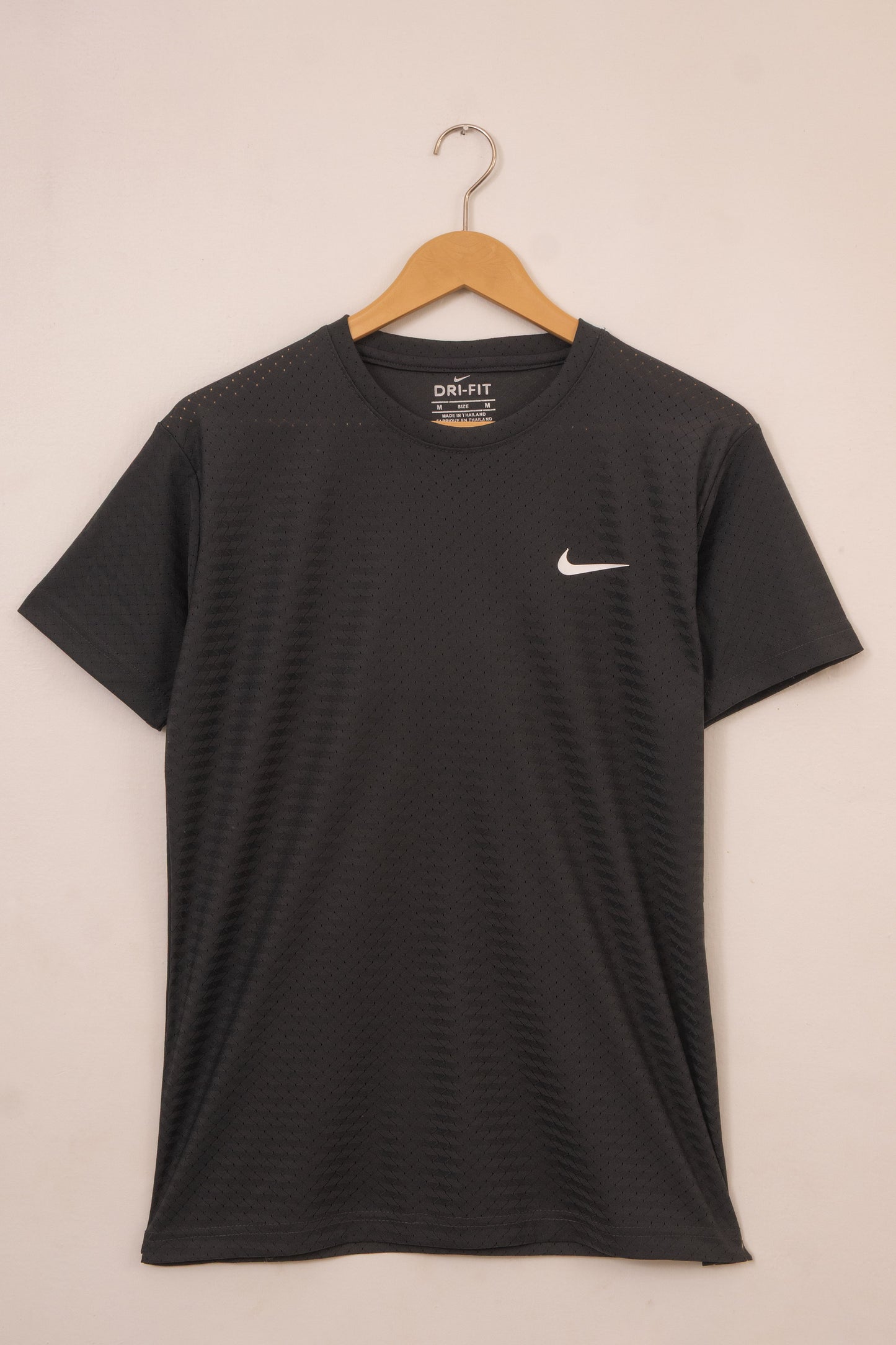Grey Mesh Strech Sports T‑Shirt – BeBold