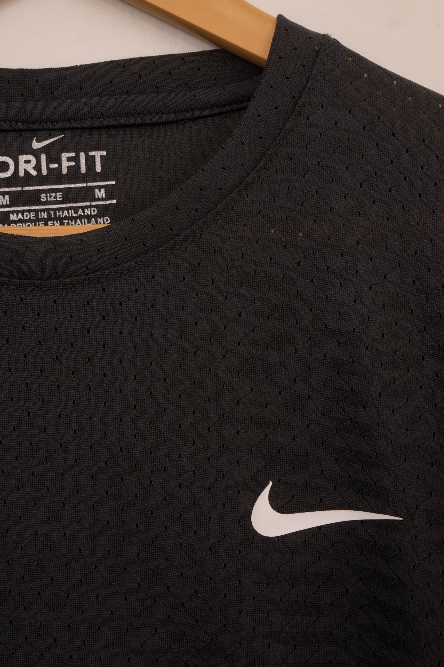 Grey Mesh Strech Sports T‑Shirt – BeBold