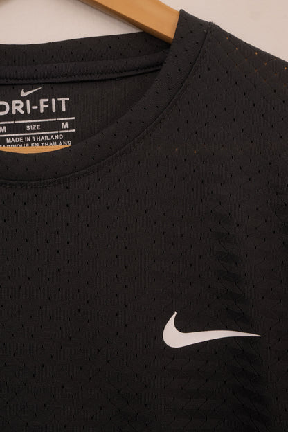 Grey Mesh Stretch Sports T‑Shirt – BeBold