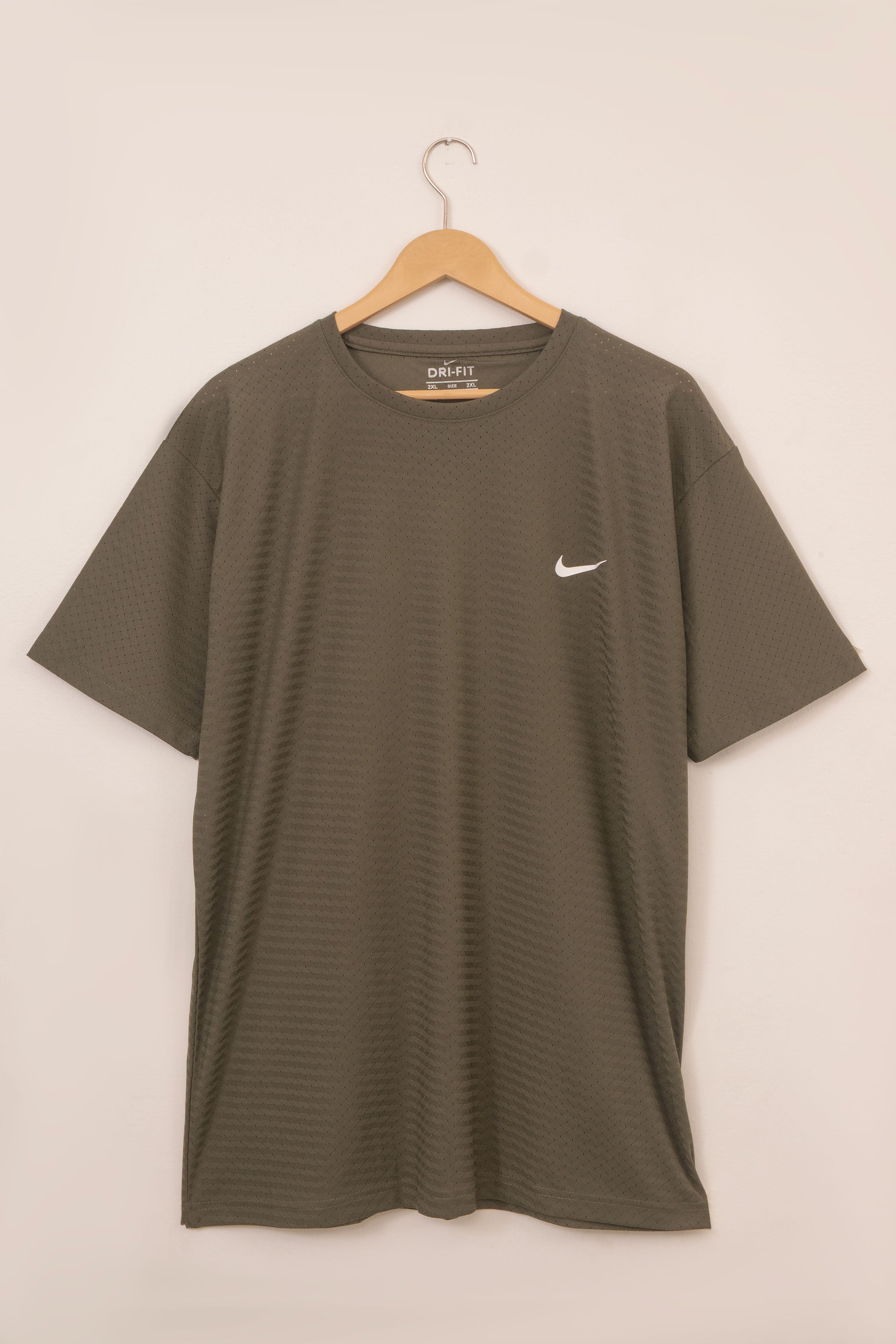 Olive Green Mesh Strech Sports T‑Shirt – BeBold